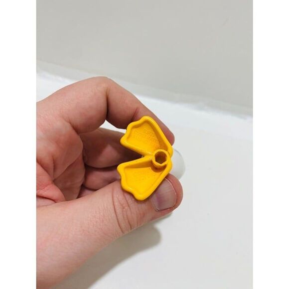 Disney 2013 Mattel Donald Duck PVC Character Size 2.5 inch X 2 inch - Picture 8 of 8